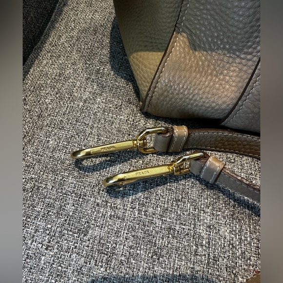 Prada Vitello Daino Front Pocket Bag - Picture 3 of 13